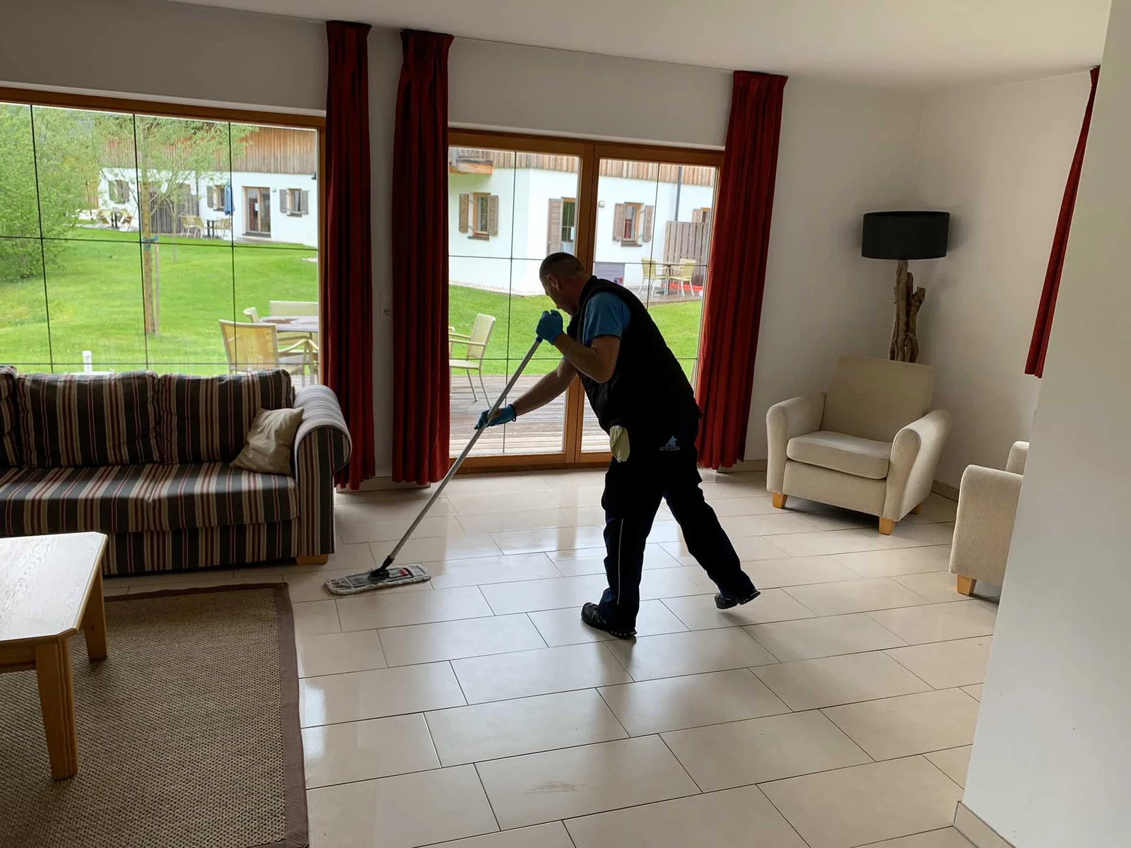 Bodenreinigung im Privathaushalt – Aktiv Clean Innviertel